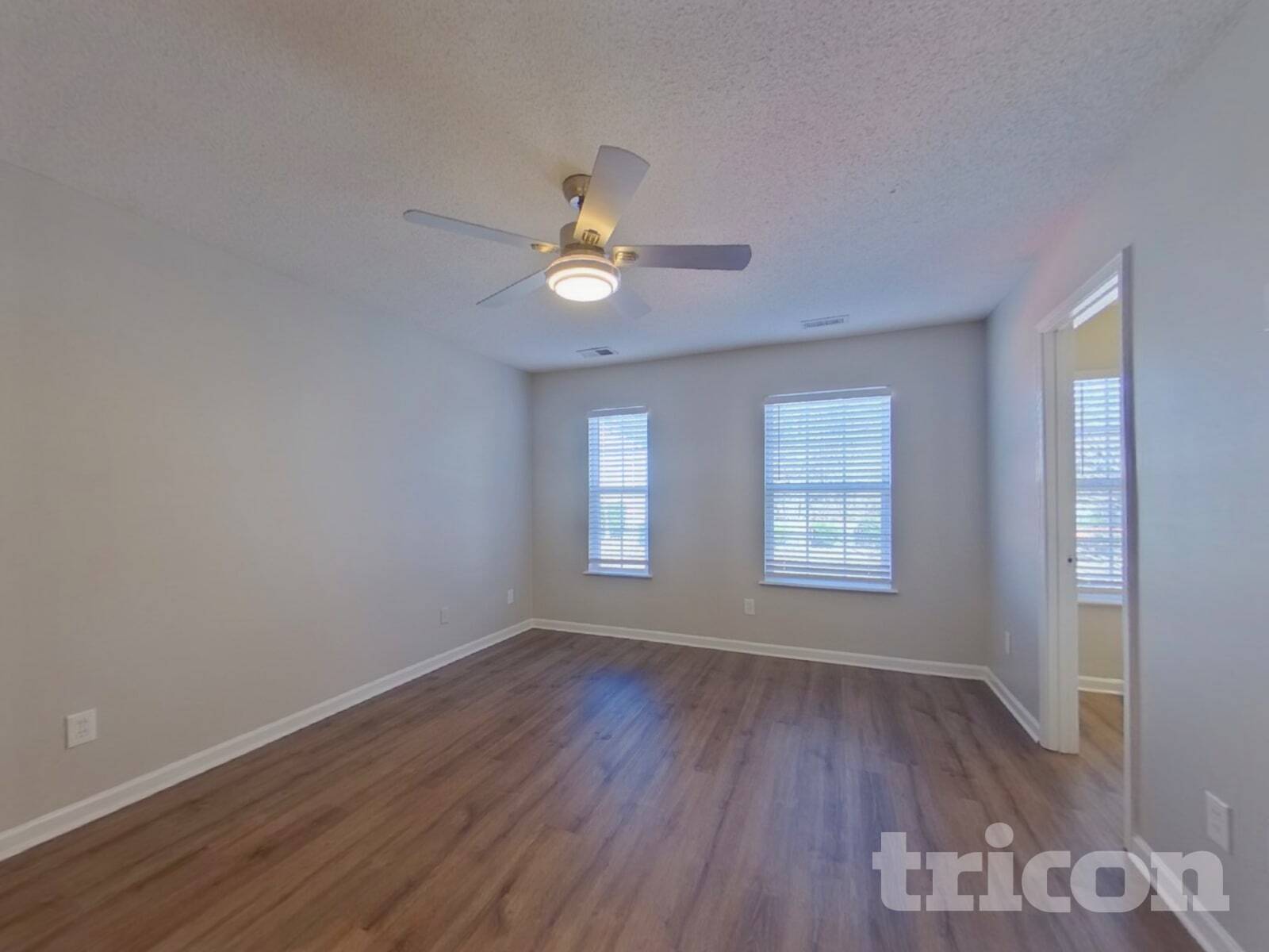 Building Photo - 349 Denman Loop