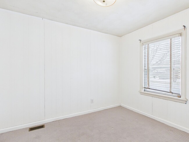 Building Photo - 1410 Greenville Ave