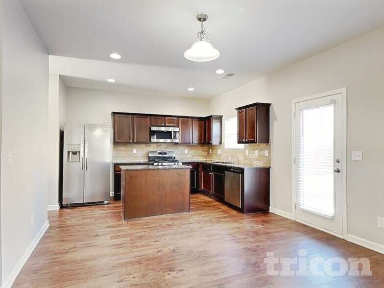 Building Photo - 143 Humphry Ct