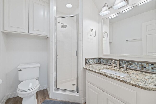Building Photo - 6636 Dogwood Creek Dr