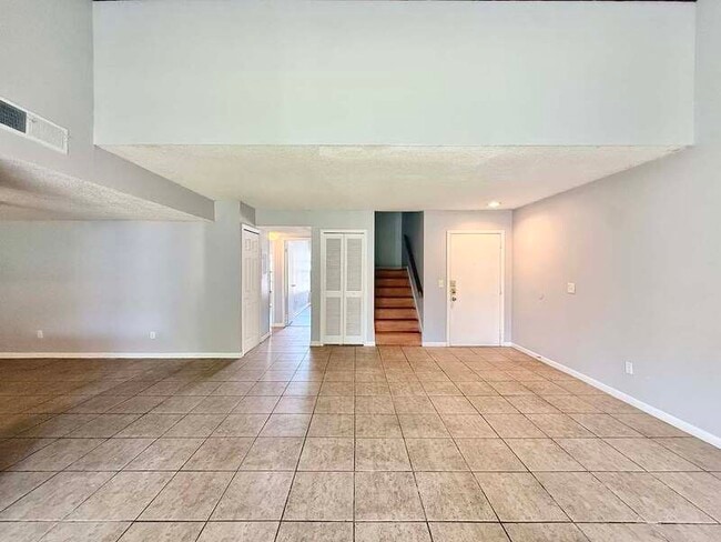 Building Photo - 5143 Puritan Cir