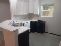 Building Photo - 221 San Angelo Ave