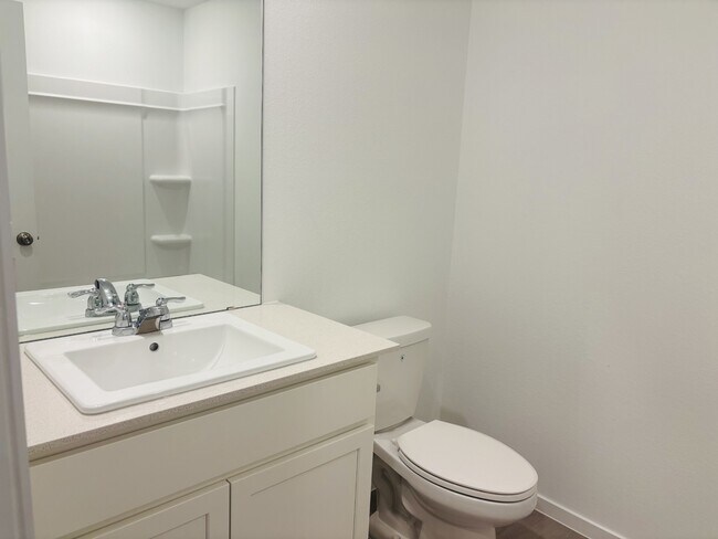 Building Photo - 25425 Carnation Ct