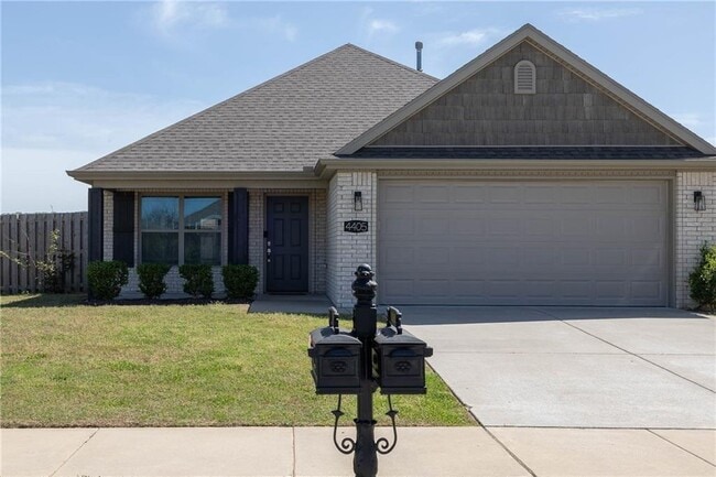 Building Photo - 4405 W Anthem Dr