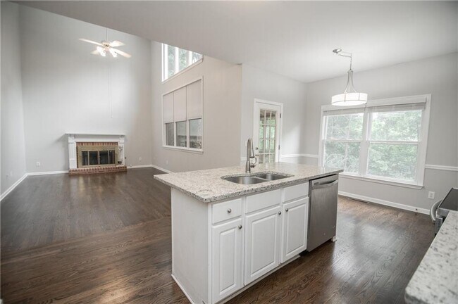 Building Photo - 755 Sheridan Ridge Ct