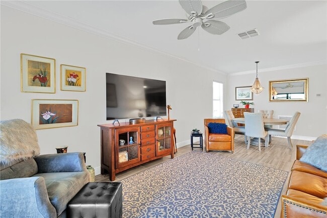 Building Photo - 5992 Spicewood Ln