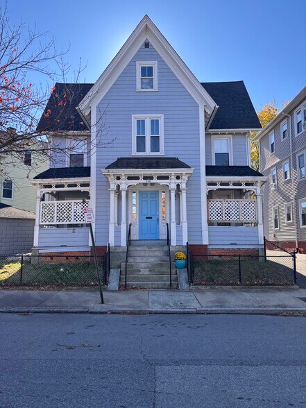 Front of house - 138 Jewett St