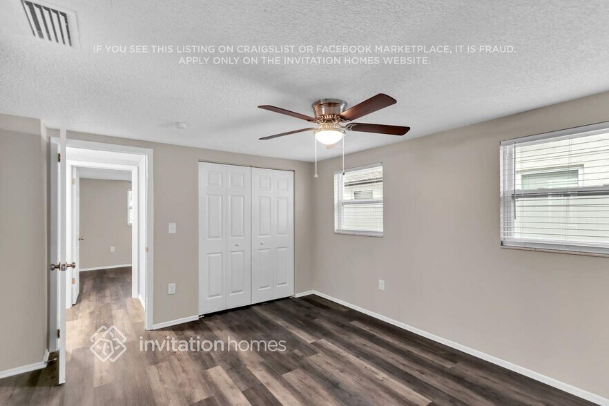 Building Photo - 8735 Spanish Moss Dr