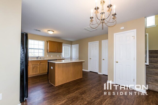 Building Photo - 10838 Traders Ct