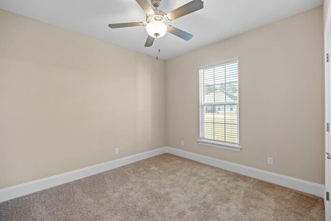 Building Photo - 64 Shelby Dr