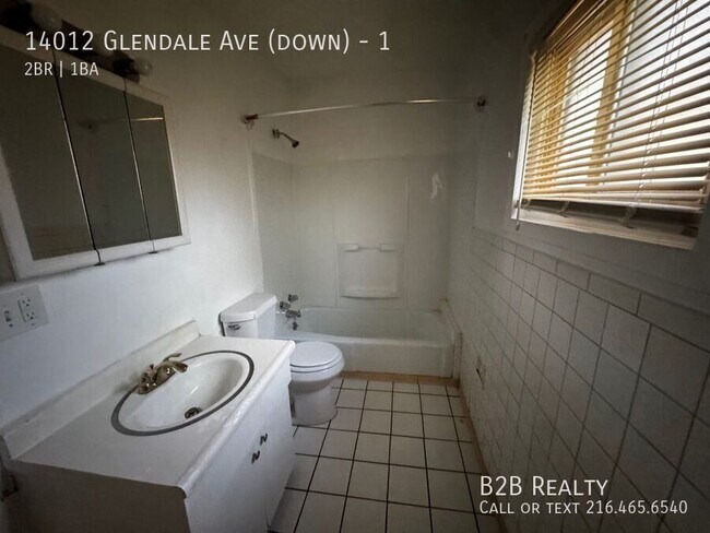 Building Photo - 14012 Glendale Ave
