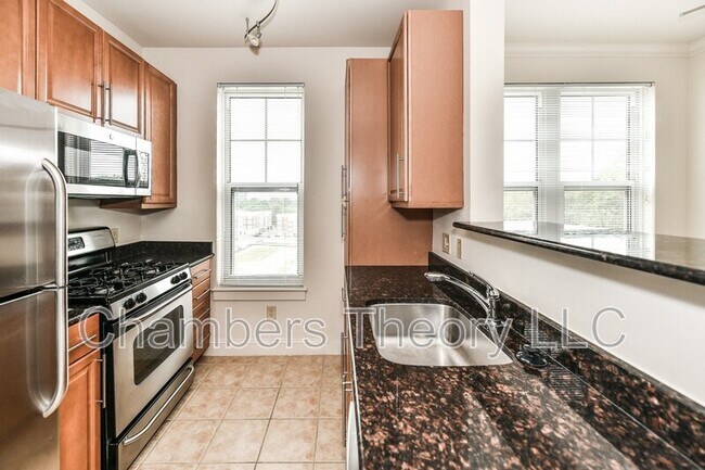 Building Photo - 11770 Sunrise Valley Dr