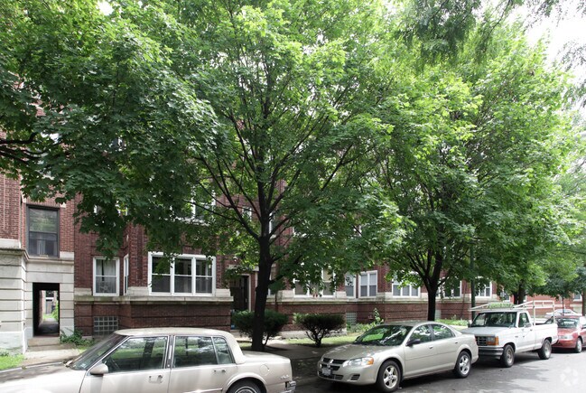 Building Photo - 5437-5447 S University Ave