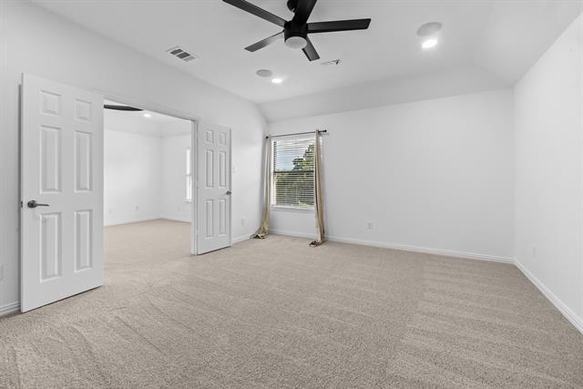 Building Photo - 1013 Siena Dr