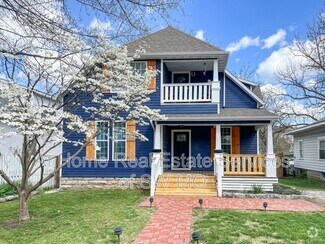 Building Photo - 1348 N Summit Ave