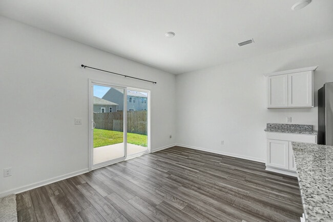 Building Photo - Ocean Farm Dr