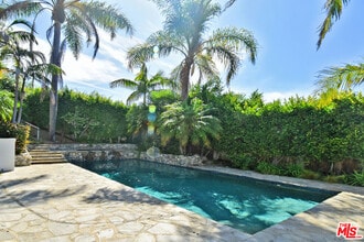 Building Photo - 3614 Malibu Country Dr