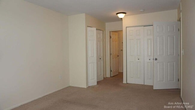 Building Photo - FOR RENT! | 2 bedroom Condo