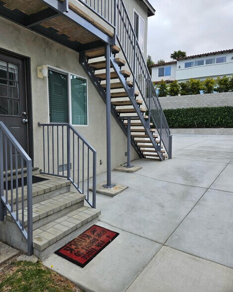 Building Photo - 624 S Pacific Coast Hwy
