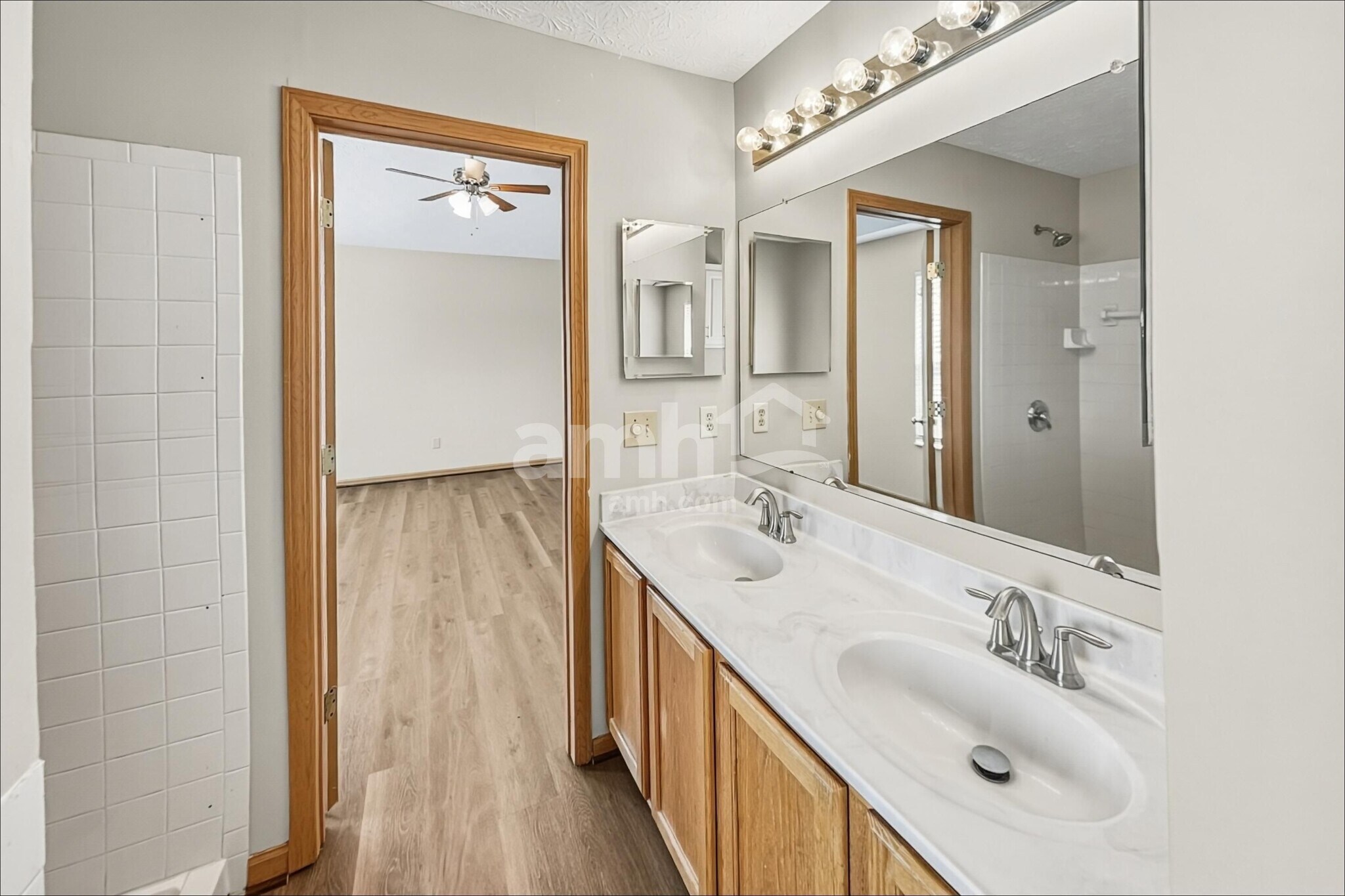 Building Photo - 3626 Brook Spring Dr