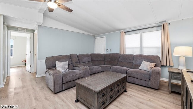 Building Photo - 101 Sugarloaf Ln