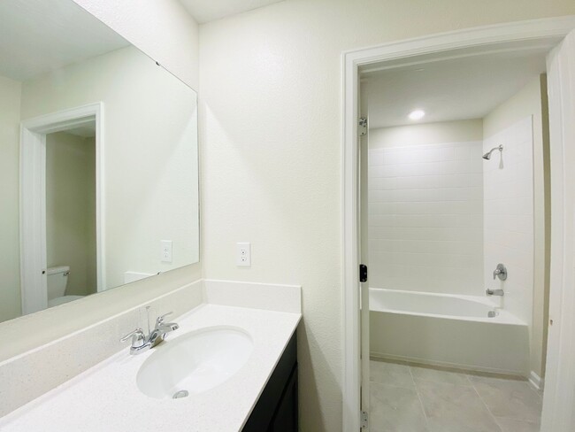 Building Photo - Kissimmee Awesome House for Rent