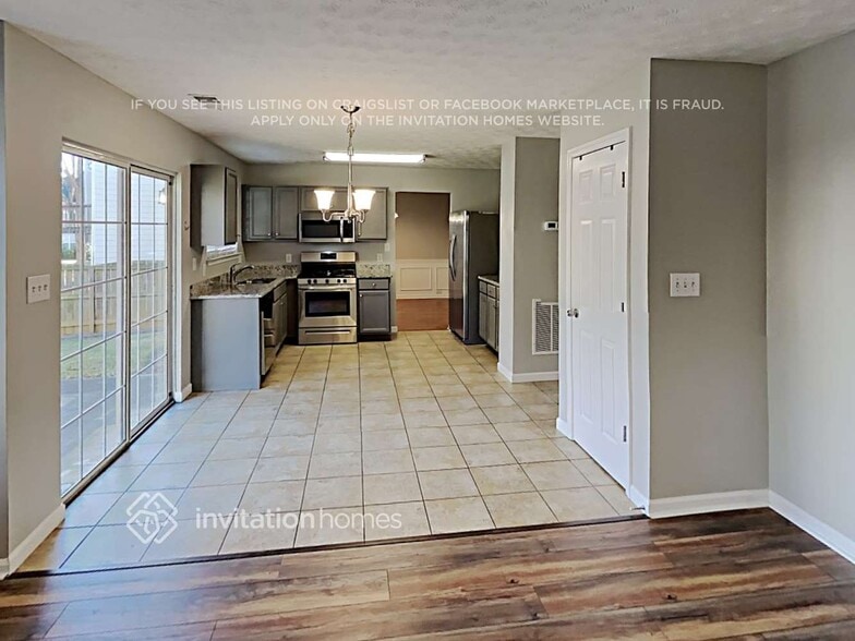 Building Photo - 4330 Sentinel Pl