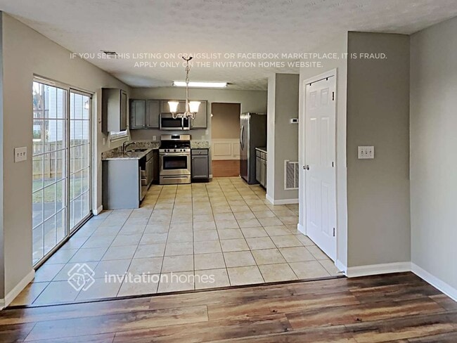 Building Photo - 4330 Sentinel Pl