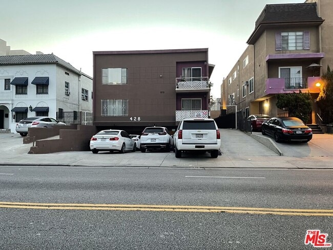 Primary Photo - 428 S Wilton Pl