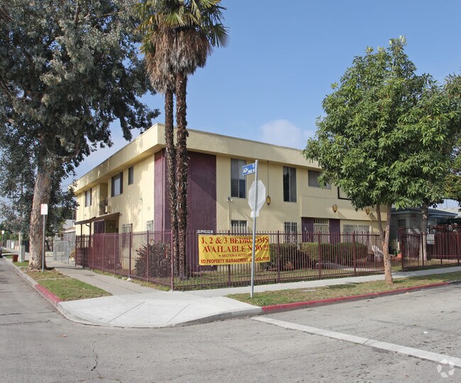 Building Photo - 6223 S. Victoria