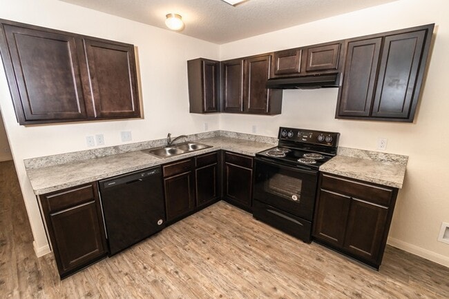 Building Photo - Tesoro Hills - 5030 War Cloud Dr, San Anto...
