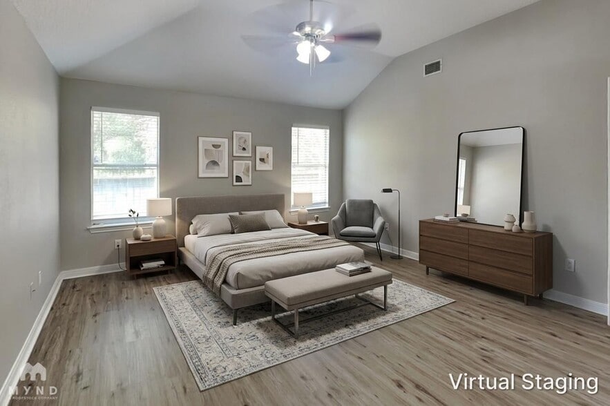 Building Photo - 598 Orangewood Dr