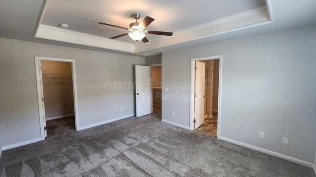 Building Photo - 5238 Pinnacle Walk