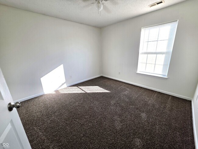 Building Photo - 11329 Smoothbark Dr