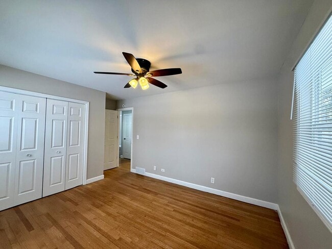 Building Photo - 746 N Glenwood Pl