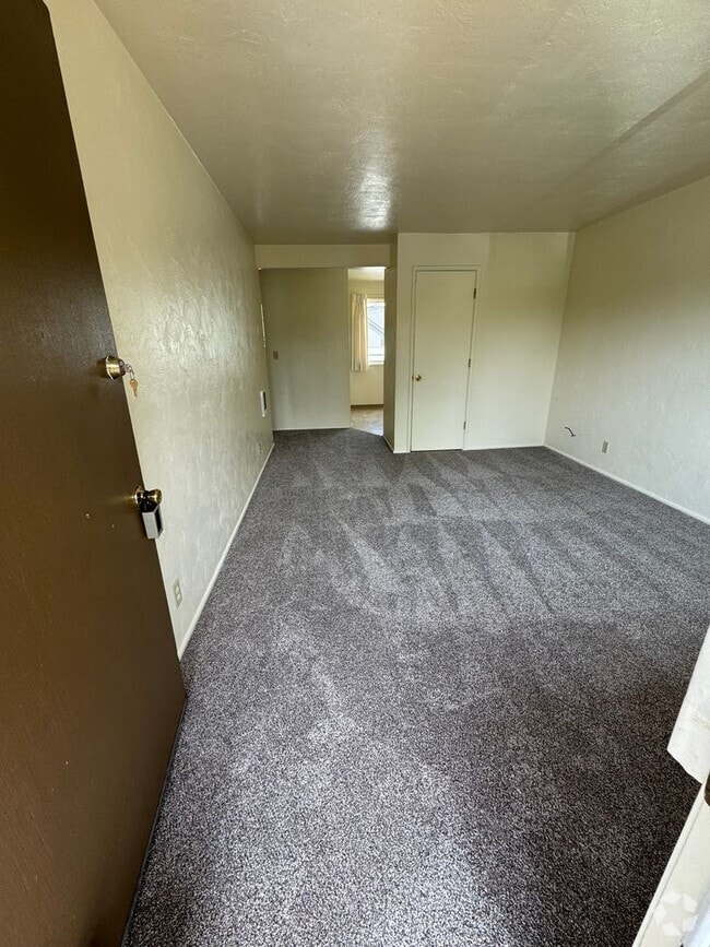 Building Photo - 1-Bedroom 1-Bathroom apartment in Eugene