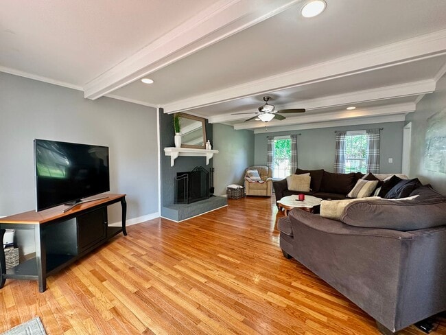 Building Photo - Ready August 1st! A First-Time Rental on a...