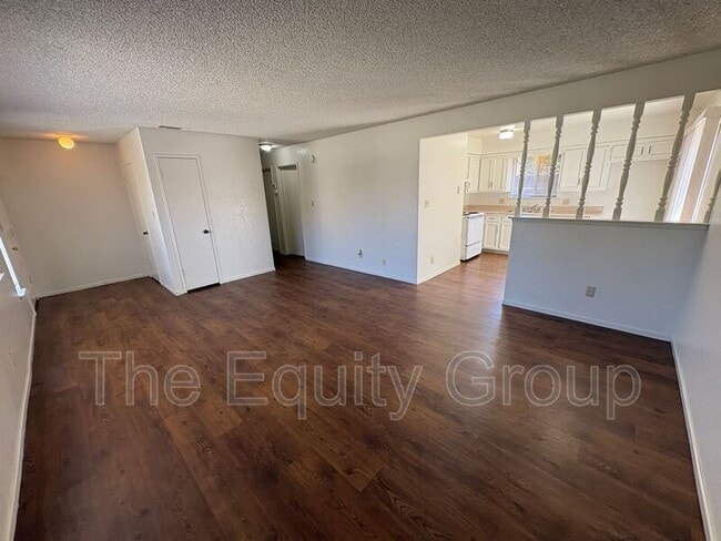 Building Photo - 2037 S Tracy Ct