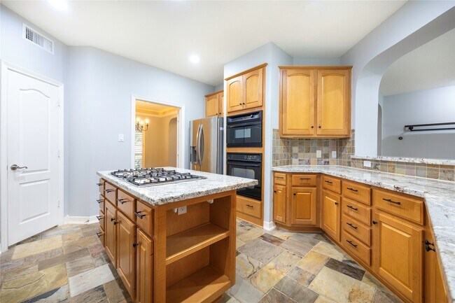 Building Photo - 5506 Maybrook Park Ln
