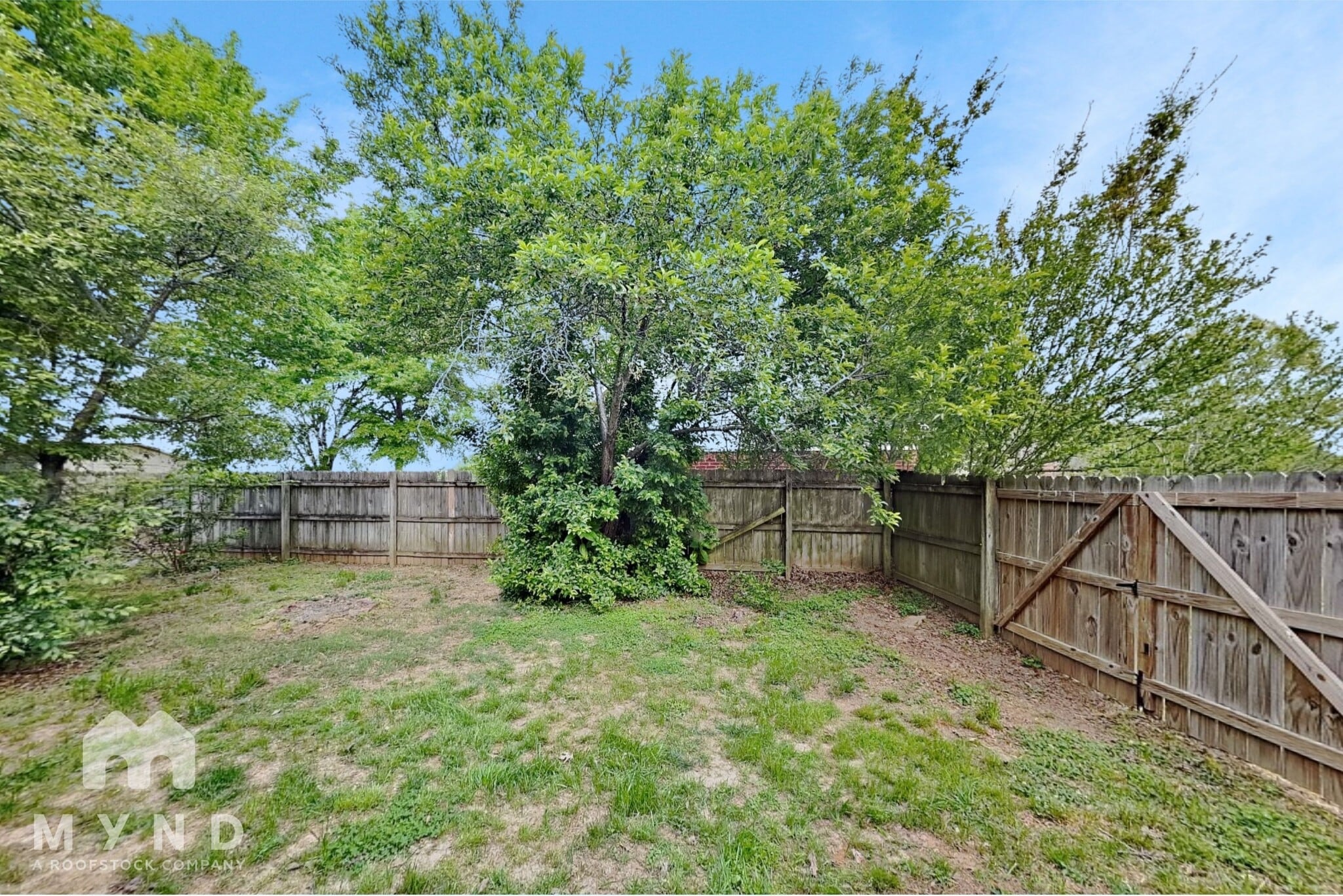 Building Photo - 275 Oakland Hills Dr