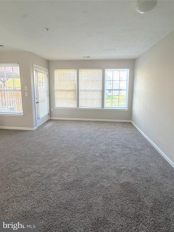 Building Photo - 9899 Decatur Rd