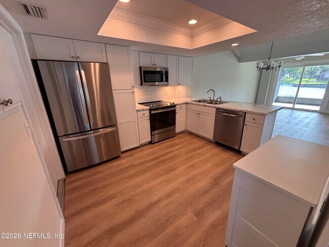 Building Photo - 7827 Fawn Brook Cir E