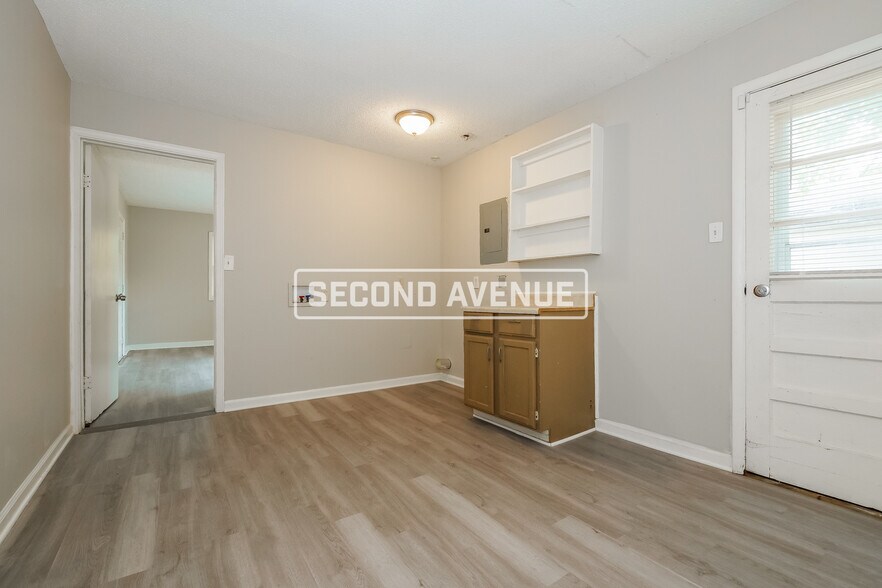 Building Photo - 11305 Marsh Ave