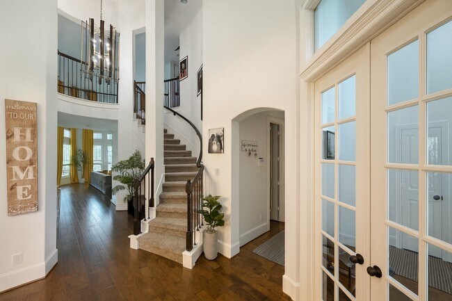 Building Photo - 9702 Caldwell Way