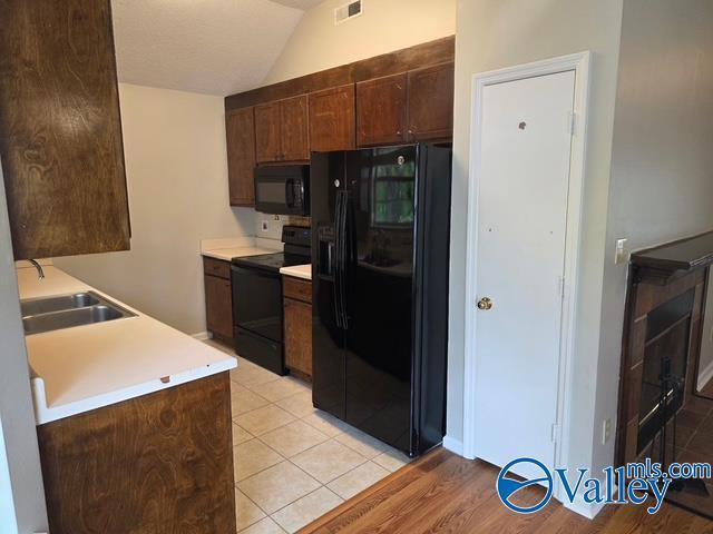 Building Photo - 218 Cypress Creek Dr