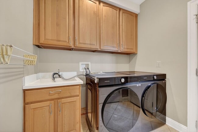 Building Photo - 11316 Ridge Mist Terrace