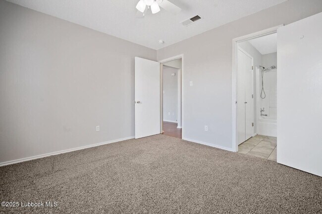Building Photo - 2502 110th St