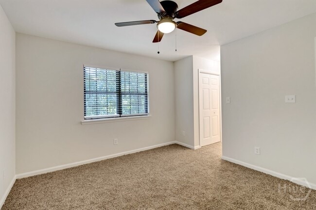 Building Photo - 108 Port Dr