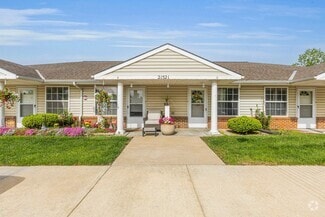 Building Photo - Spring Hill Villas
