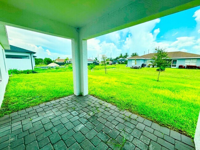 Building Photo - Have you ever wanted to live in a brand-ne...